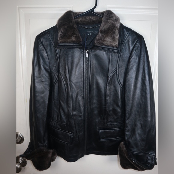 Wilsons Leather Jackets & Blazers - WILSONS LEATHER Genuine leather bomber jacket SIZE SMALL